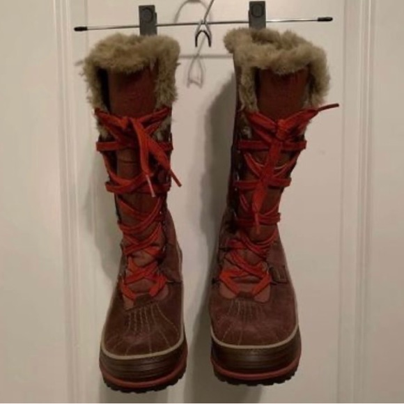 Sorel Tivoli II tall snow boot size 7.5 - Picture 7 of 8